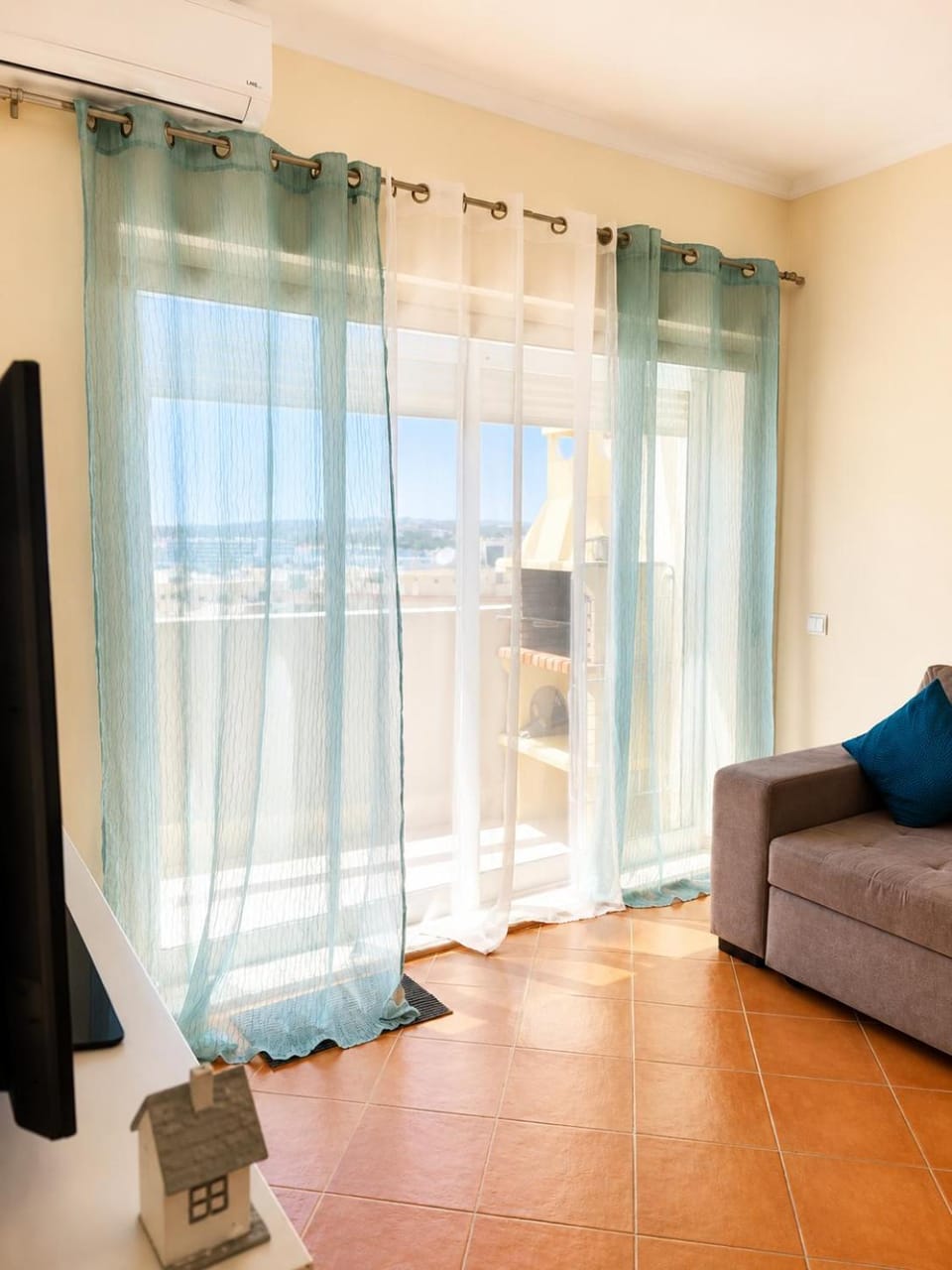 Summer Dream - Meia Praia Beach Apartment in Lagos