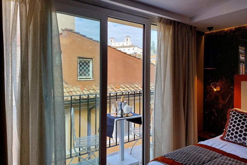 Bed, View (from property/room), Balcony/Terrace, Living room, Photo of the whole room, Bedroom