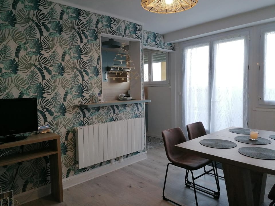 Property building, Dining area