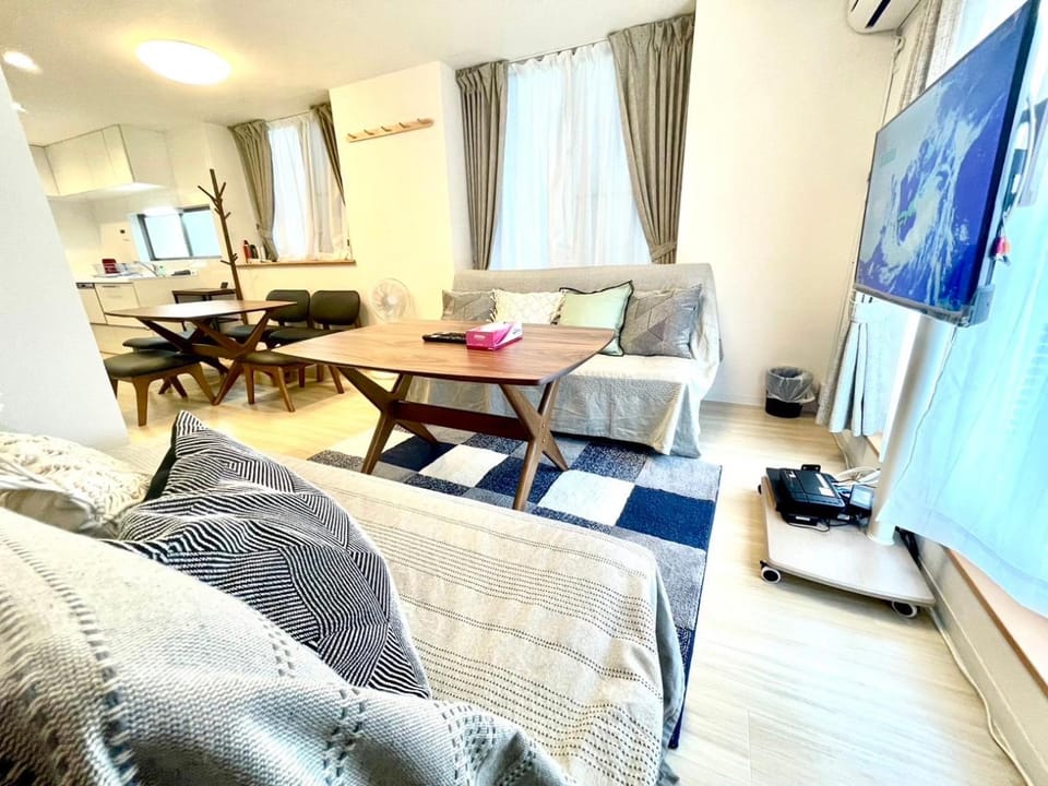 TV and multimedia, Living room, Dining area