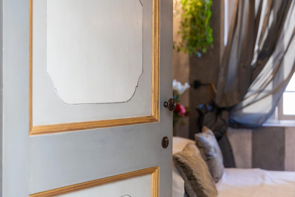 Bed, Decorative detail, Bedroom