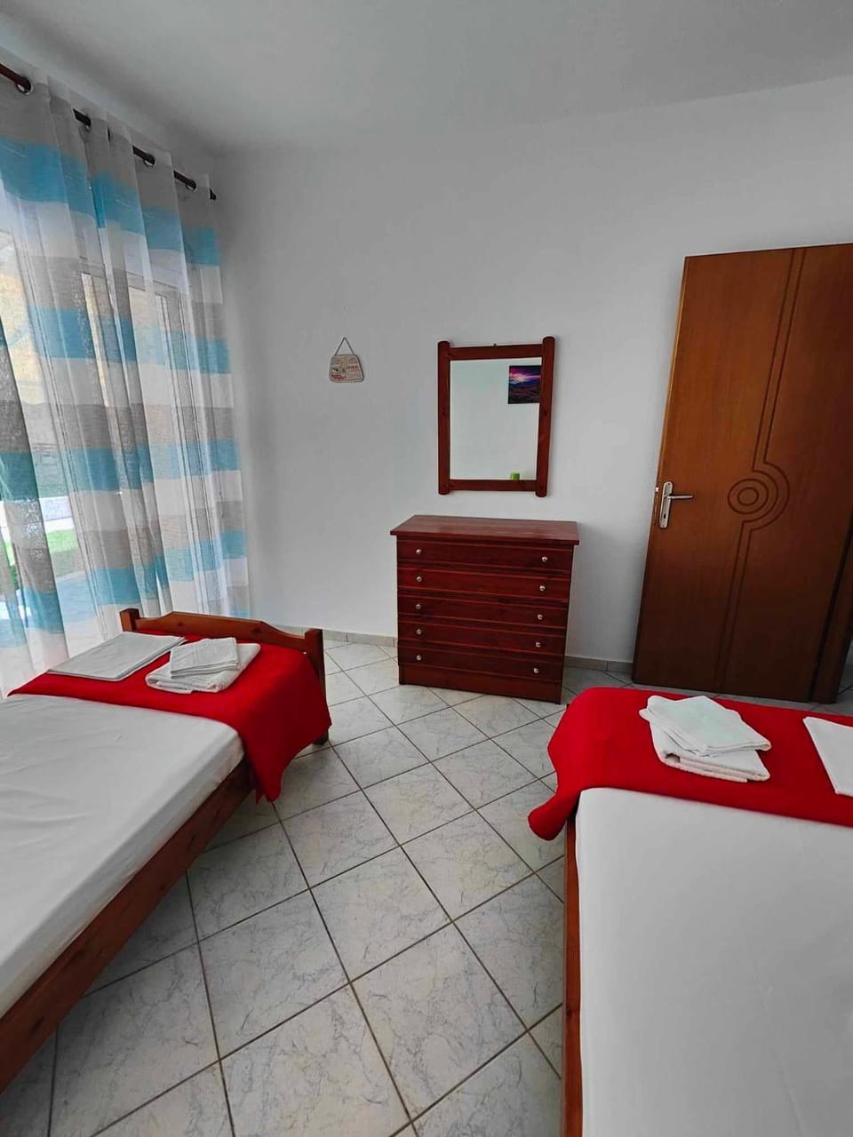 Bed, Photo of the whole room, Bedroom, towels, wardrobe