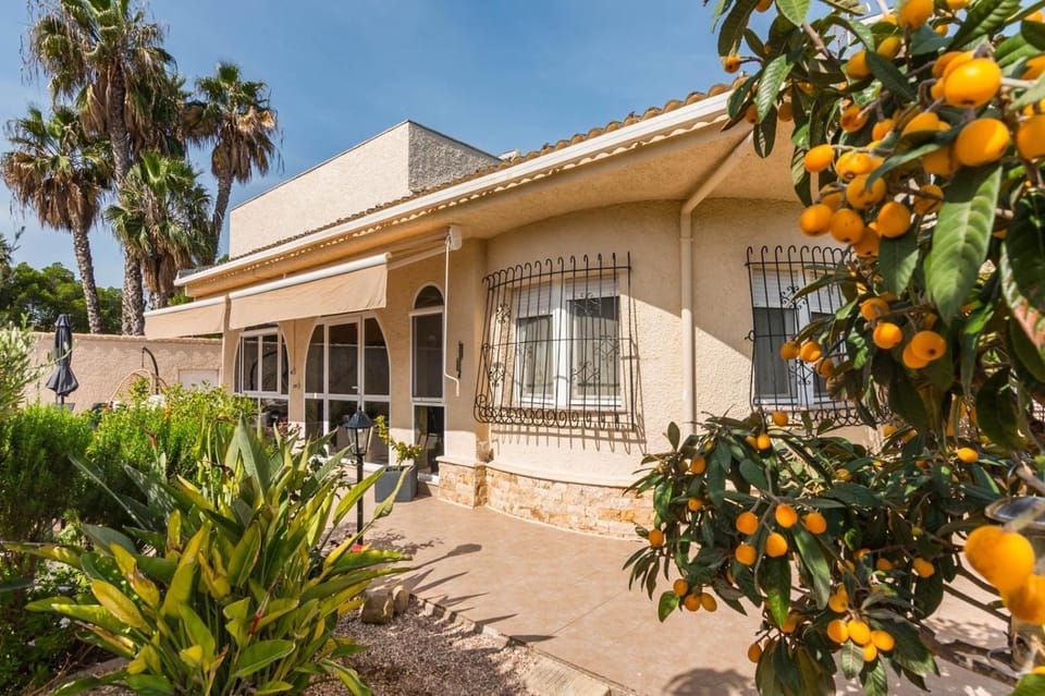 PARADISE GARDEN Villa in Los Alcázares