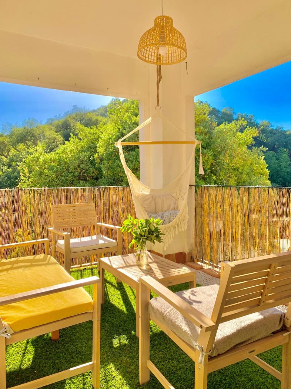 Natural landscape, View (from property/room), Balcony/Terrace, Garden view