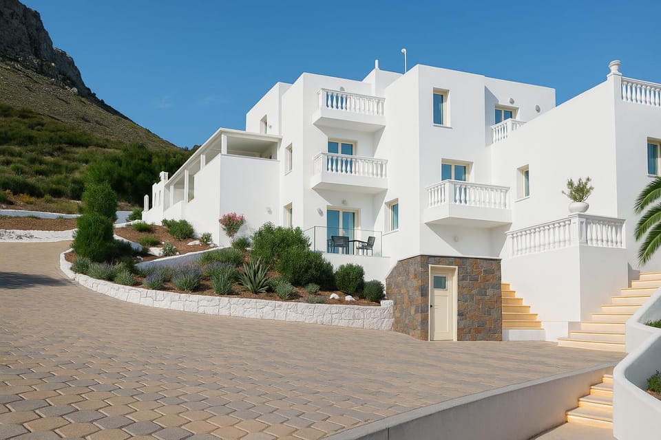 2 Bed Apartment - Sleeps 8 - Pool Patio Views Apartment in Piskopiano