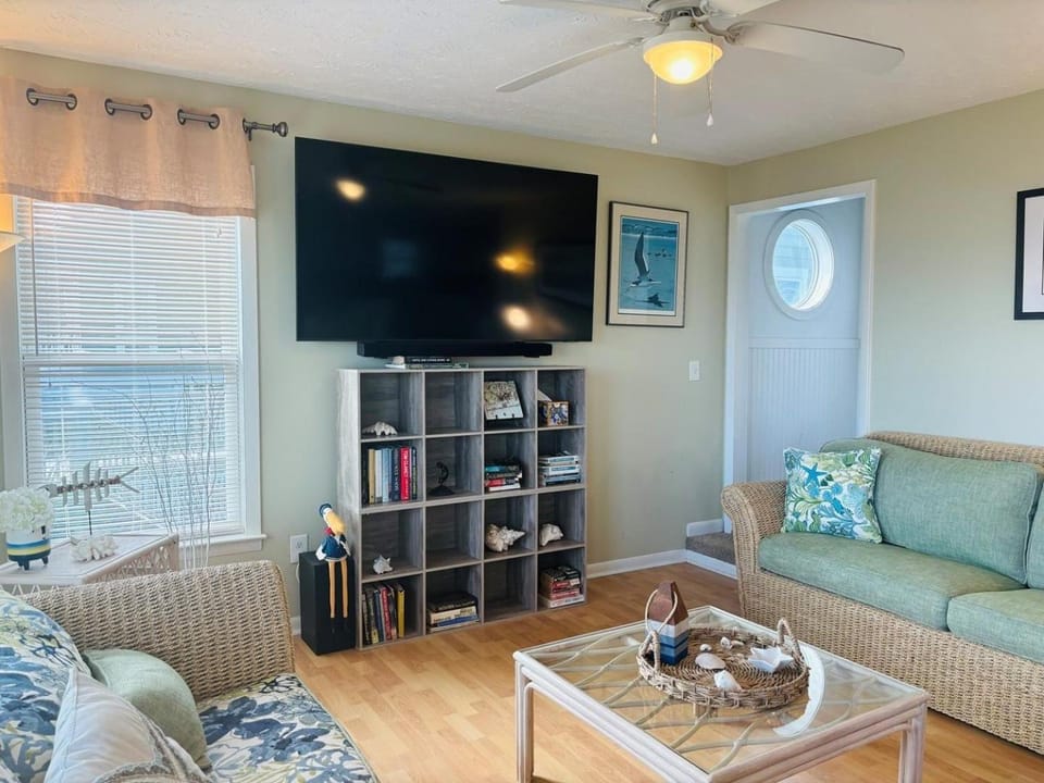 Aquarius home House in Holden Beach