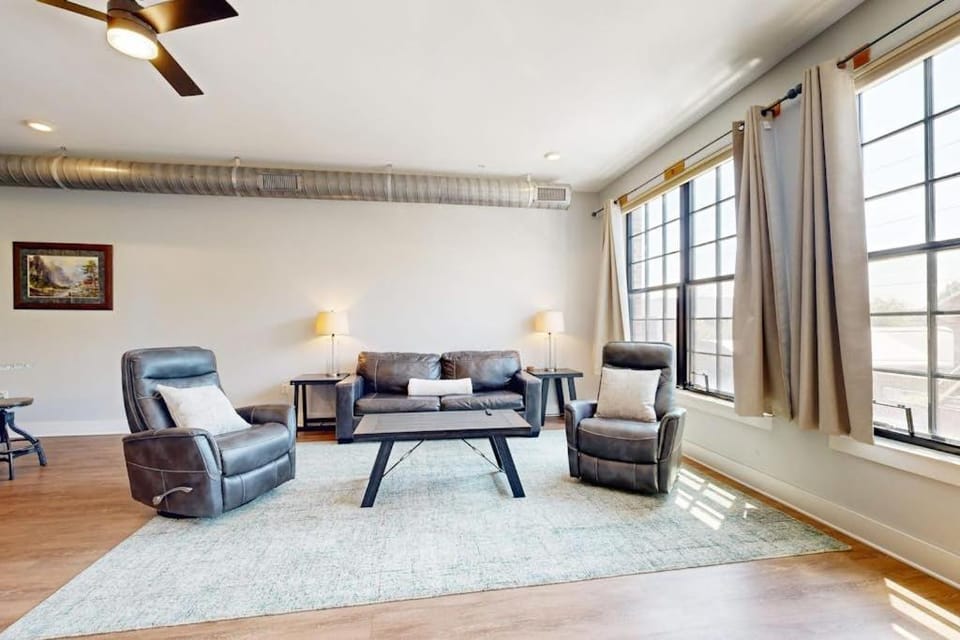 Haywood Chic Retreat Unit 215 House in Asheville