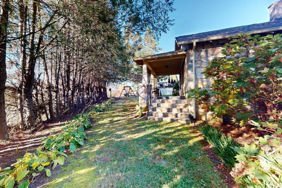 Vintner's Cottage House in Tennessee