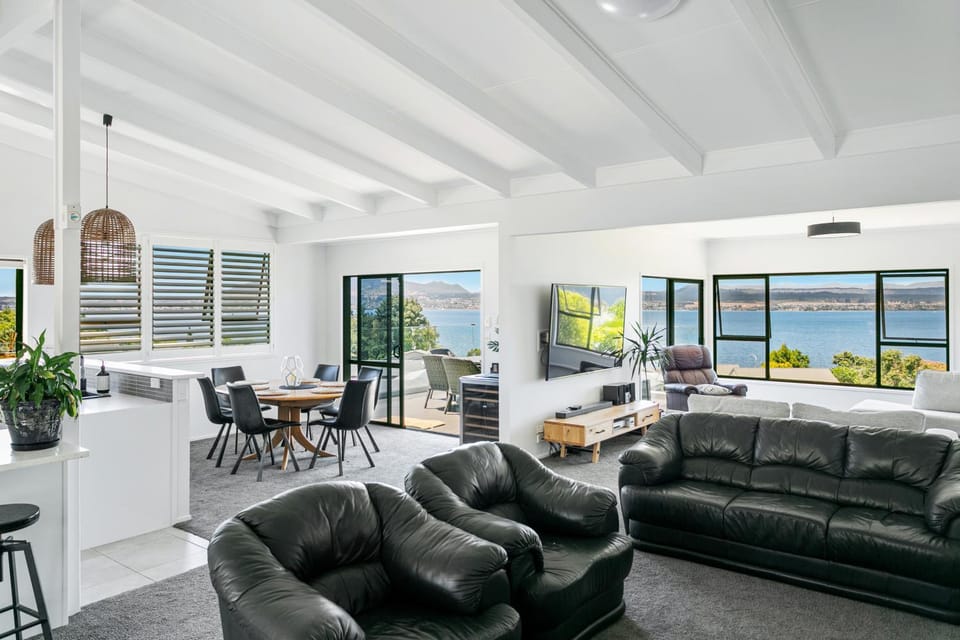 Living room, Lounge or bar, Seating area