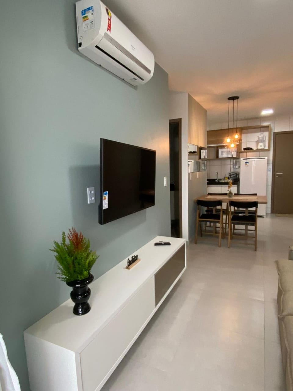 Communal lounge/ TV room, TV and multimedia, Living room, Seating area