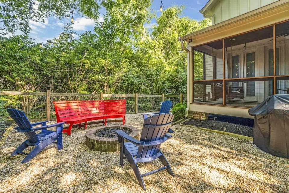 Musician's Ranch House in Franklin