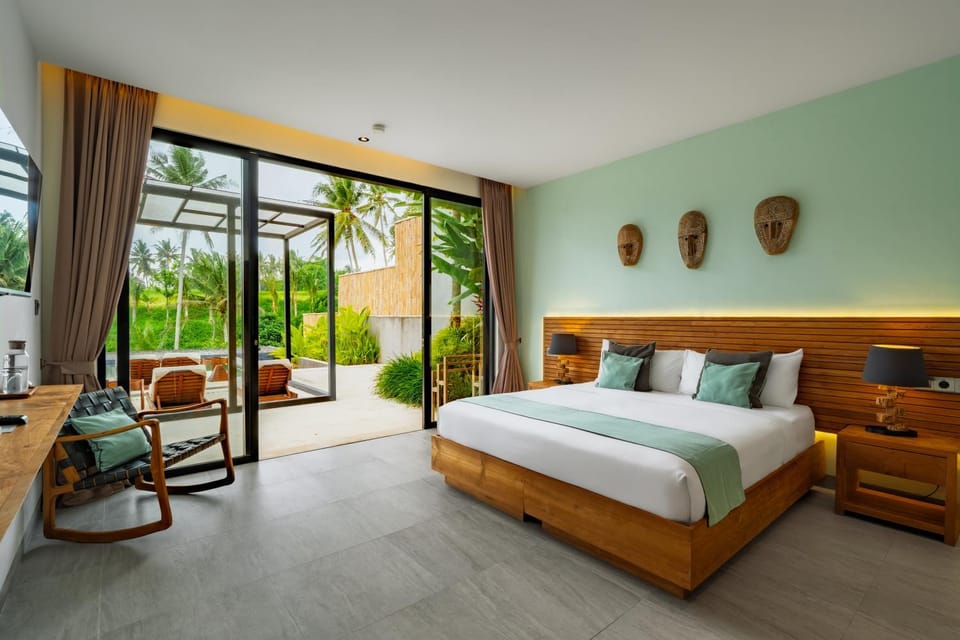 Bed, Balcony/Terrace, Bedroom, Garden view