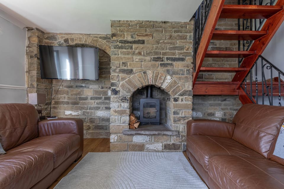 Living room, Seating area, flat iron