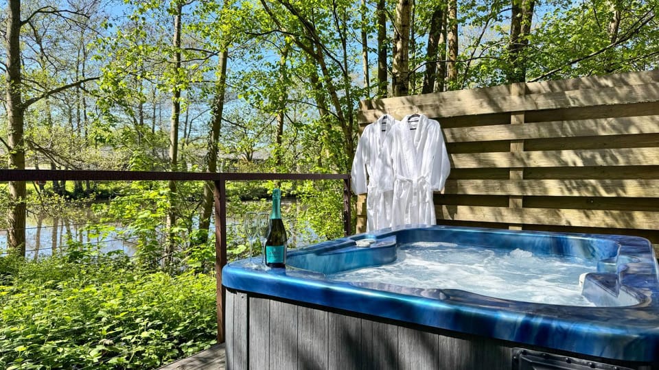 Day, Natural landscape, Hot Tub