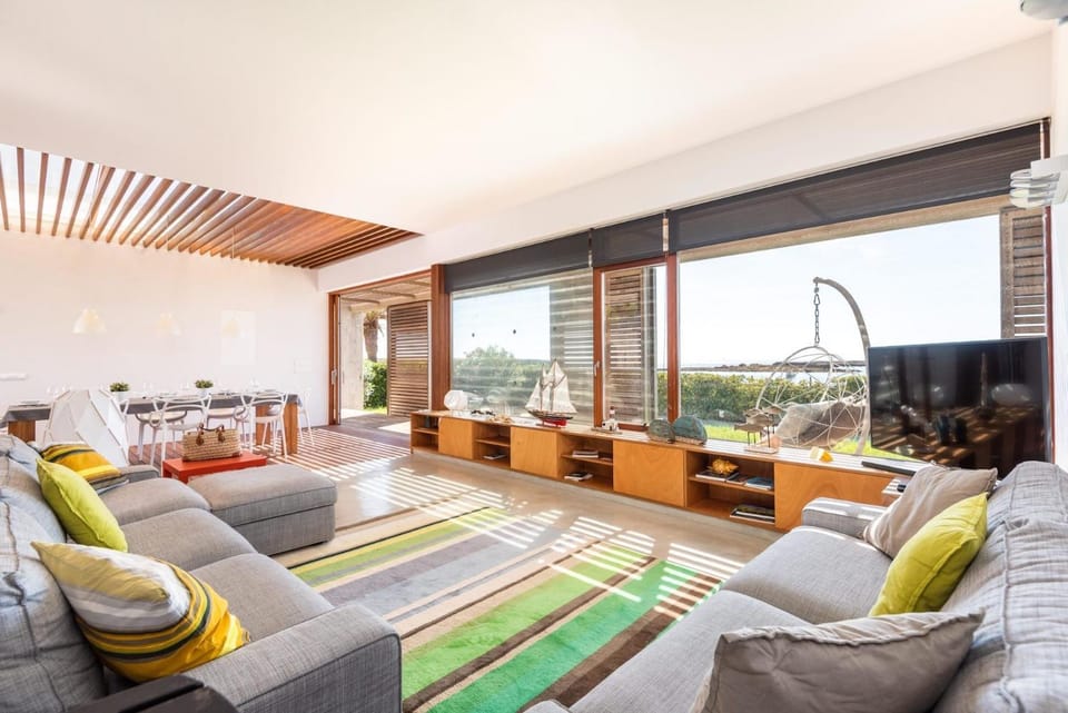 Property building, Living room