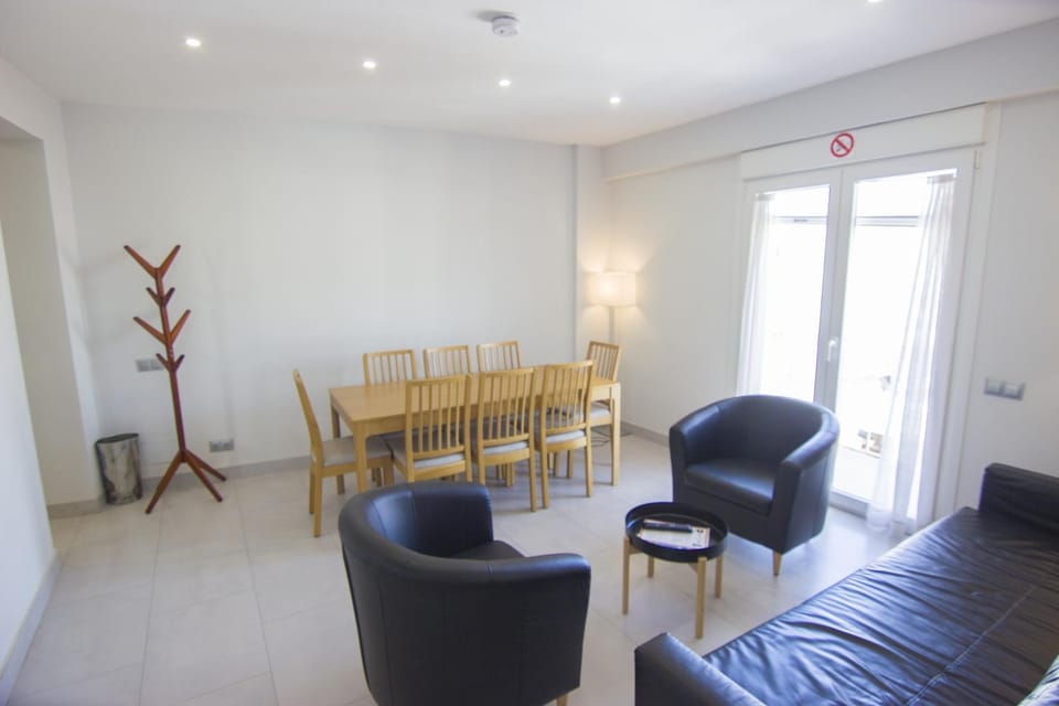 Living room, Seating area, Dining area
