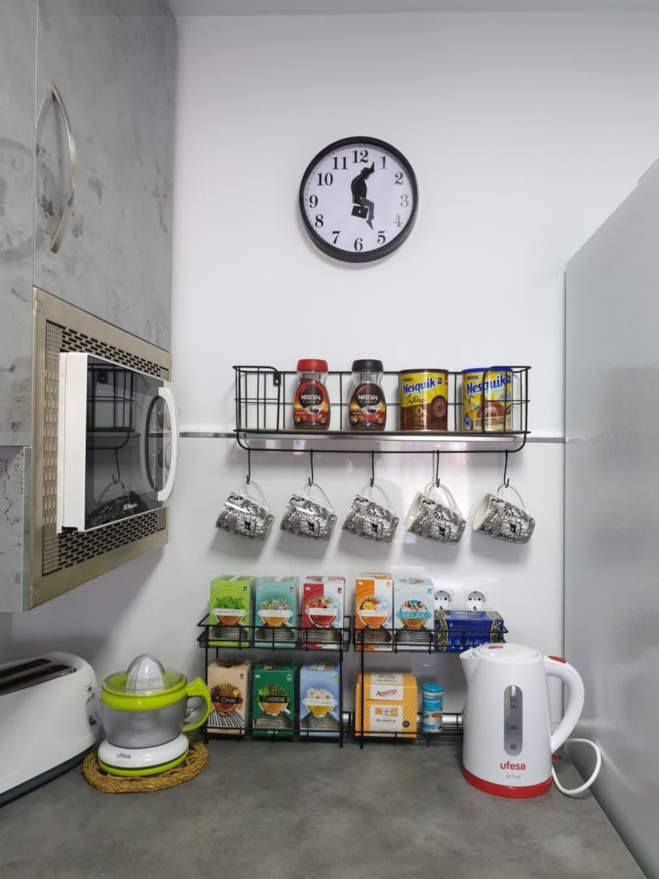 Coffee/tea facilities, Kitchen or kitchenette, minibar, toaster