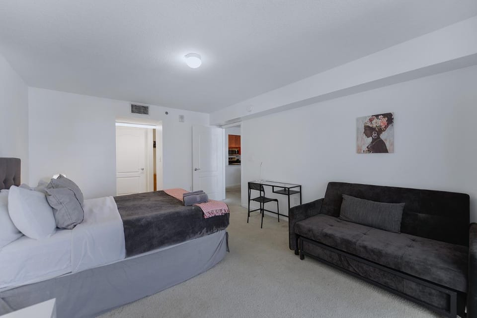 Bed, Bedroom