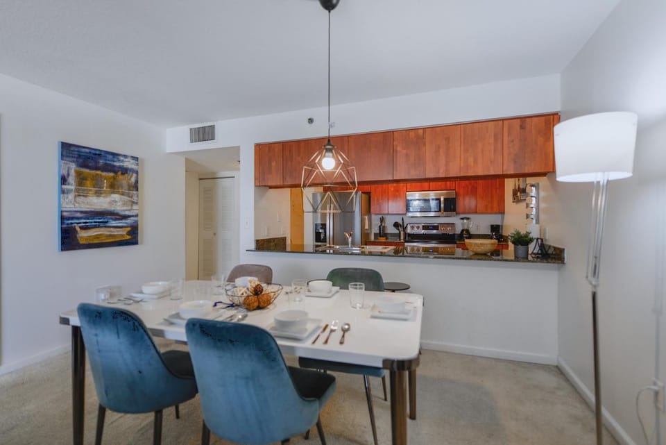 Dining area, Dinner, kitchen