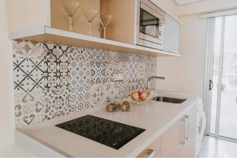 Kitchen or kitchenette, Living room