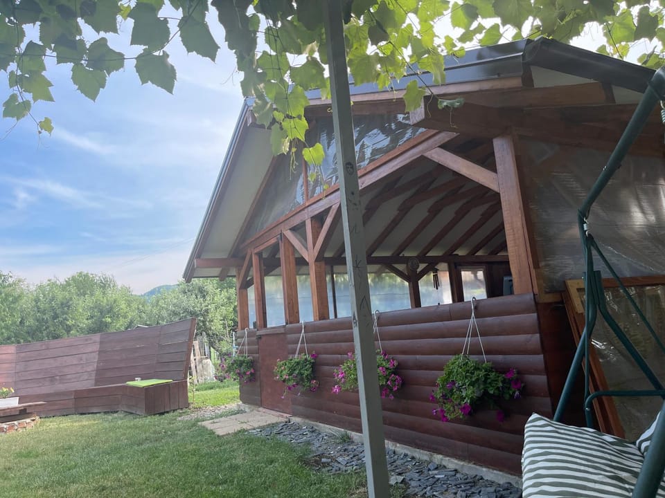 Cazare Piatra Neamț Ilinca Farm Stay in Romania