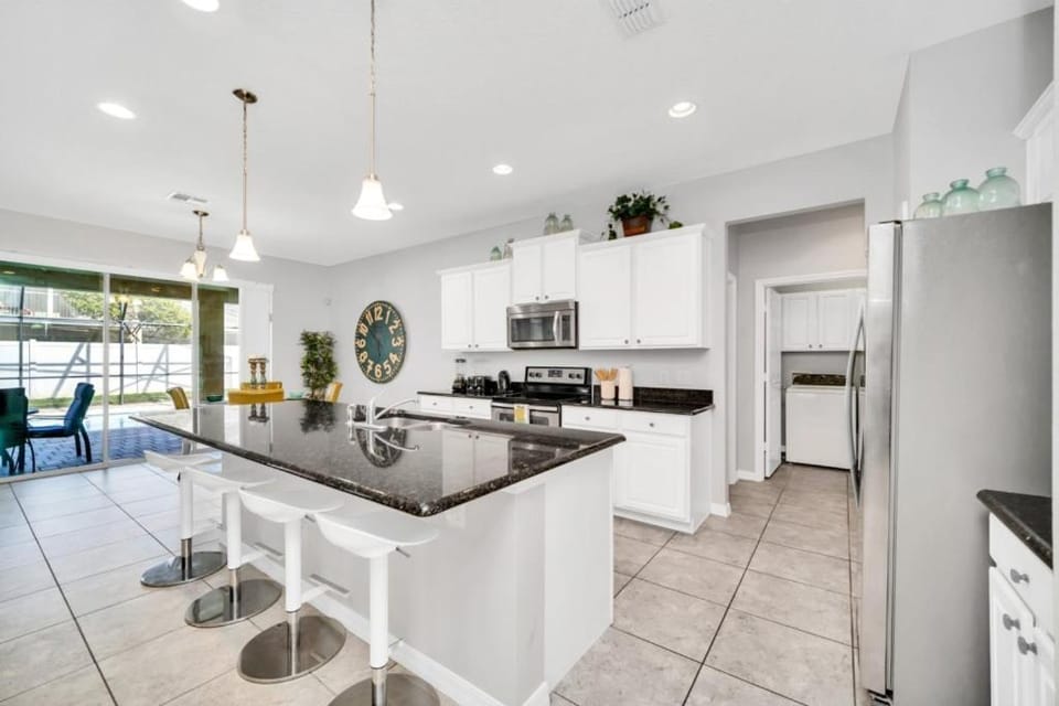 Cozy St Patrick Pool & Spa Home House in Four Corners