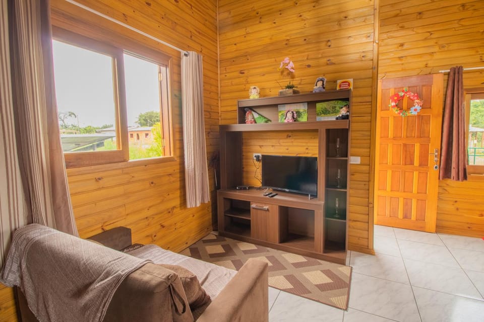 Communal lounge/ TV room, TV and multimedia, Living room