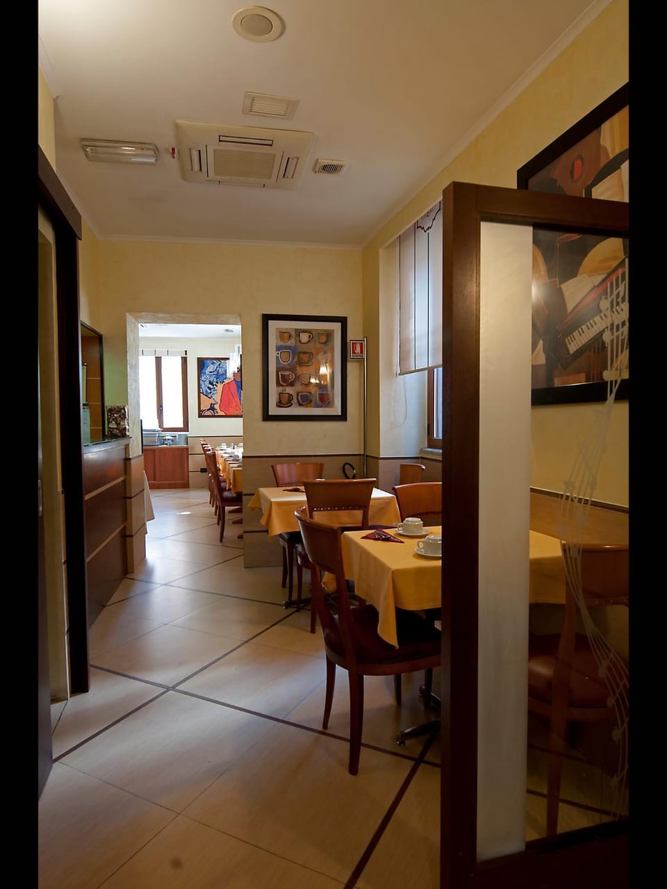 Lounge or bar