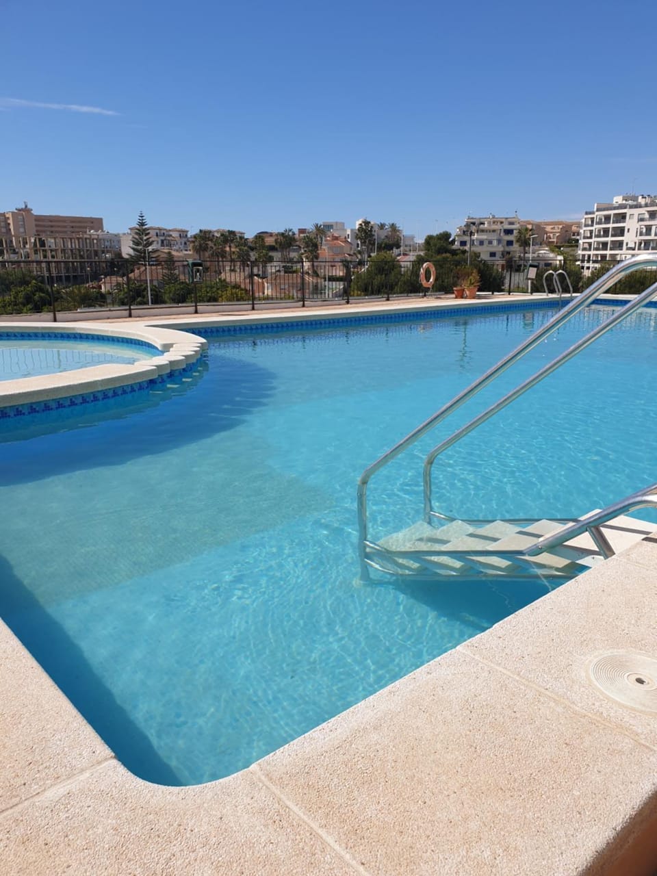 Swimming pool, Swimming pool