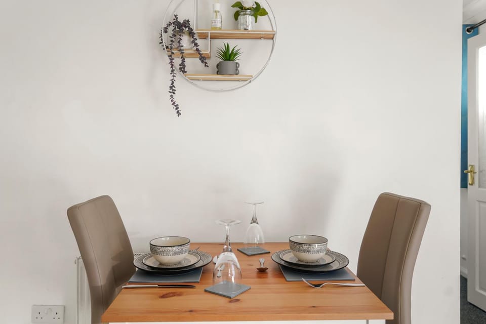 1 bedroom flat Aylesbury, Private Parking, Fowler rd Apartment in Aylesbury