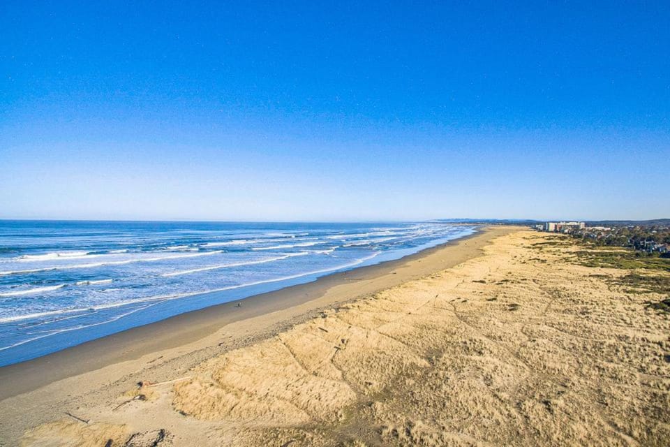 Seaside Ikebana House in Seaside