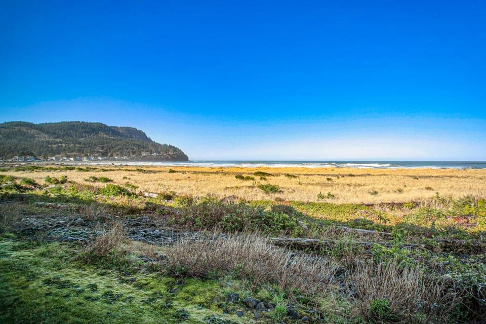 Seaside Ikebana House in Seaside