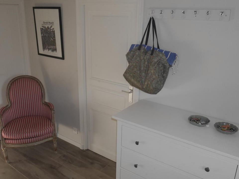 Charmante longère familiale à Belle-Île avec jardin - FR-1-418-179 House in Brittany