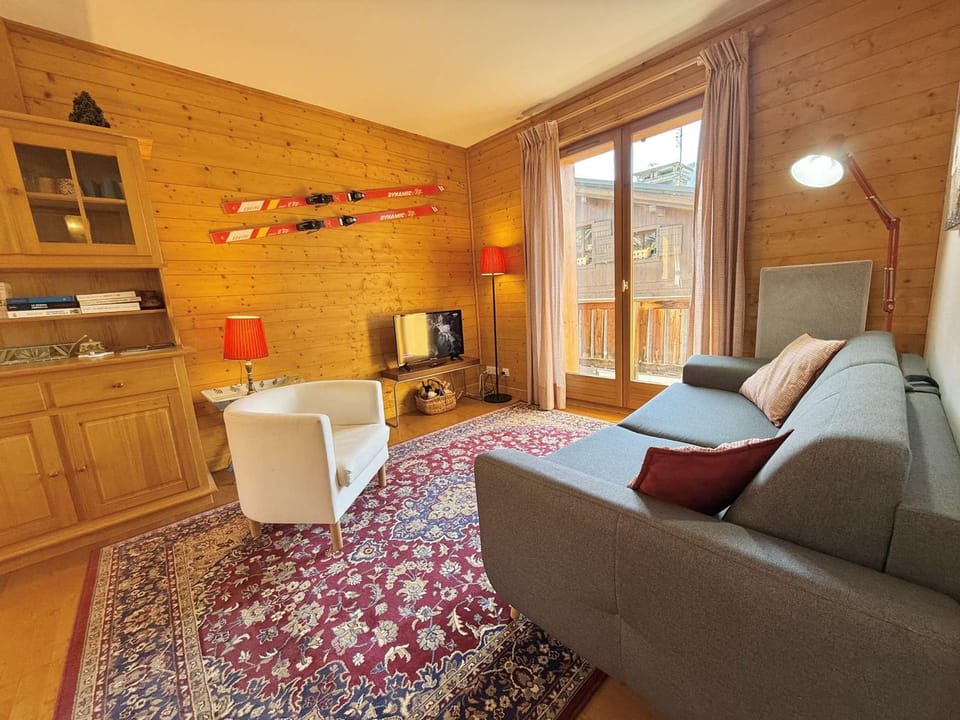 Appartement lumineux avec balcon & parking, à 700m des pistes – 6 pers. - FR-1-603-56 Apartment in Megève