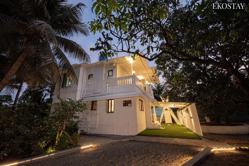 Property building, Day, Night, Garden, Garden view