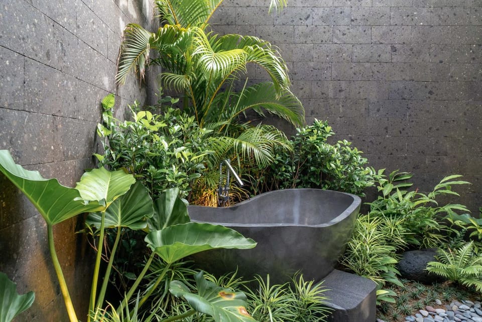 Garden, Bathroom, Bath