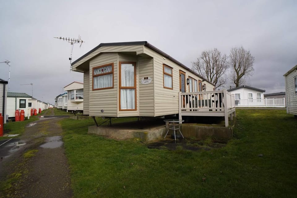 Property building, Neighbourhood, Natural landscape