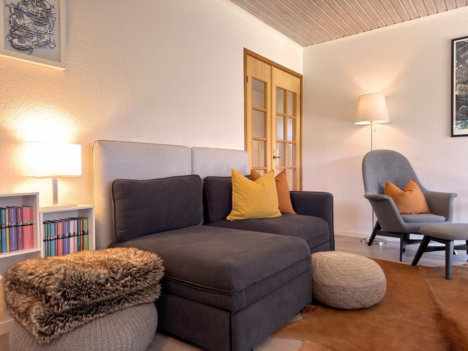 Library, Library, Living room, Seating area