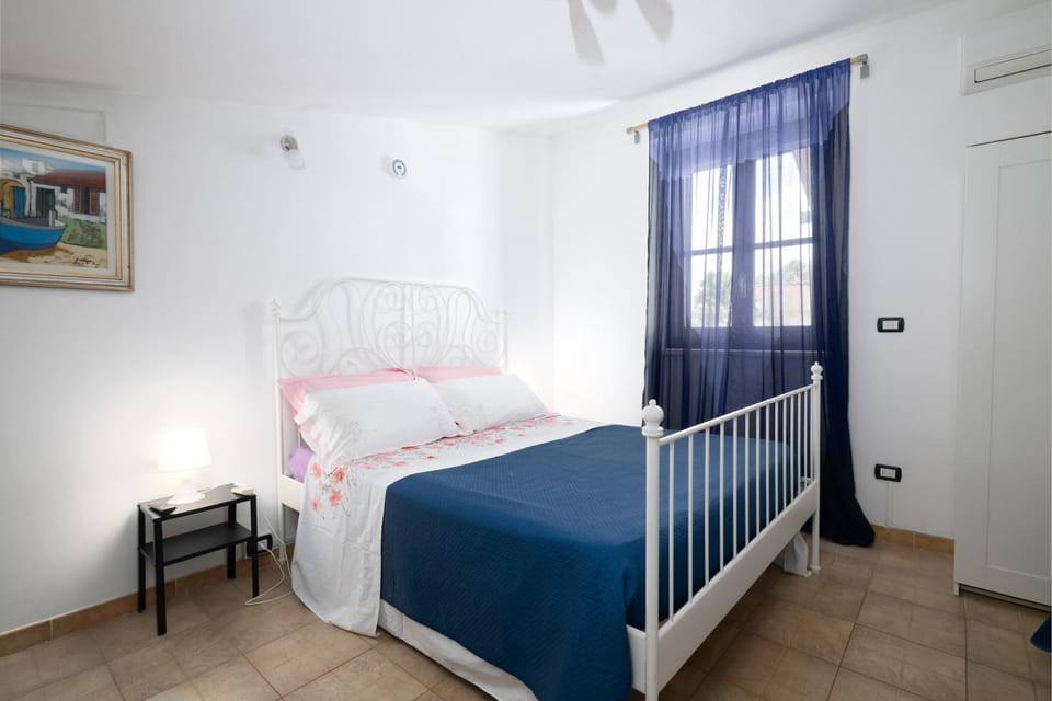 Villa Isabella alloggi e camere con parcheggio interno custodito Apartment in Apulia