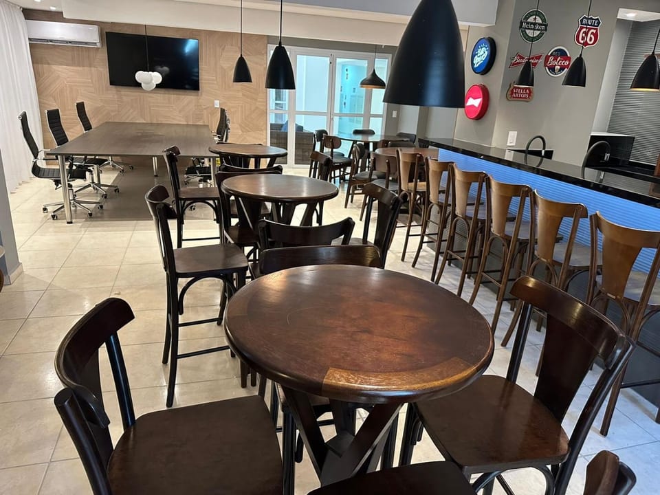 Condominio Club, Vista para o mar, Churrasqueira Apartment in State of São Paulo