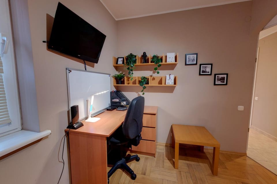 TV and multimedia, Bedroom, hair dresser