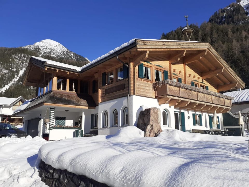 Property building, Winter