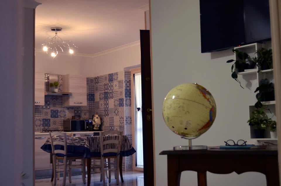 Lounge or bar, Dining area