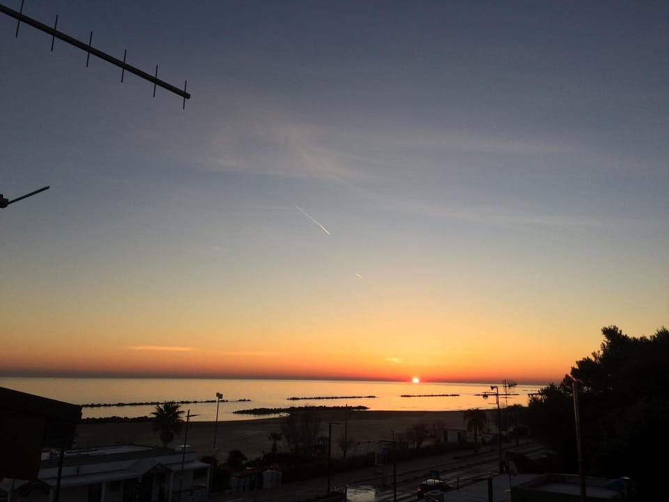 Day, Balcony/Terrace, Beach, Sea view, Sunrise