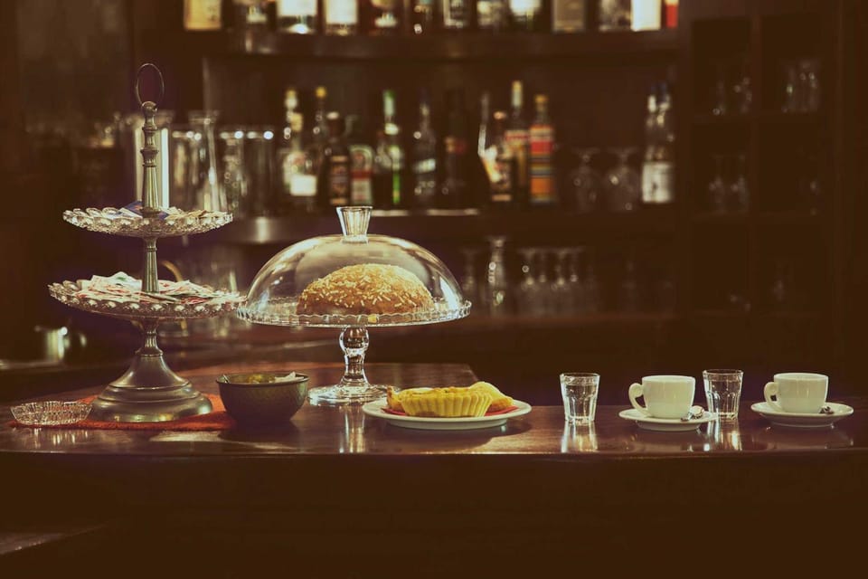 Lounge or bar
