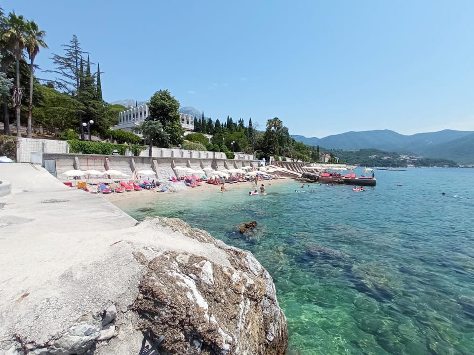 Dolce Far Niente Apartment in Kotor Municipality