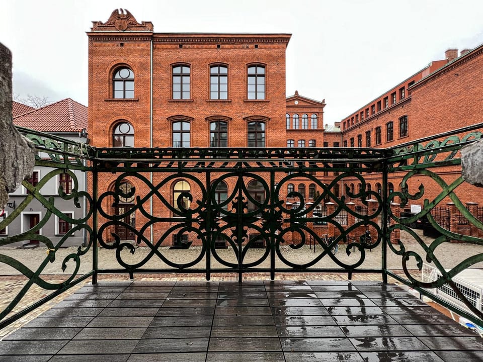 Apartament Kajmakowy z widokiem na Stare Miasto. Netflix Apartment in Greater Poland Voivodeship
