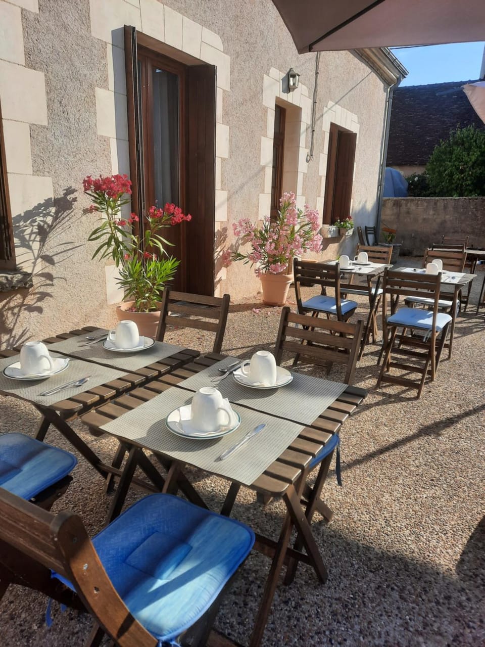 La Maison Genevier - Chambre Marguerite Bed and Breakfast in Centre-Val de Loire