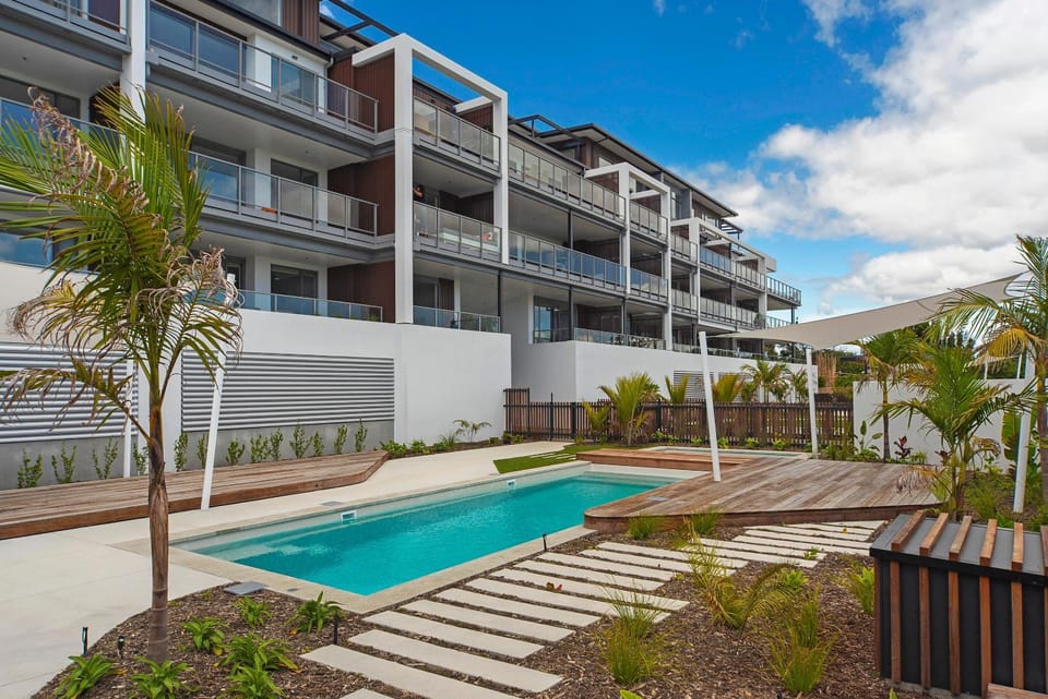 Property building, Pool view, Swimming pool