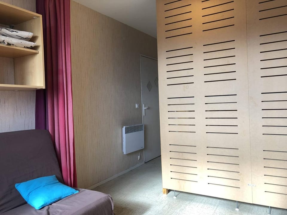 Studio 6 pers, à côté des pistes, parking & ascenseur, casier à skis, proche commerces - FR-1-602-101 Apartment in Navarre